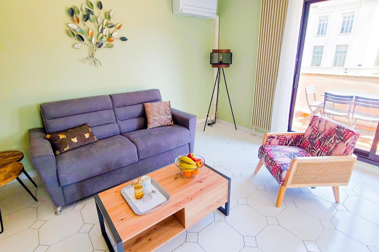 Apartamento Regard Sur Les Remparts - Terrasse & Parking Aviñón Exterior foto