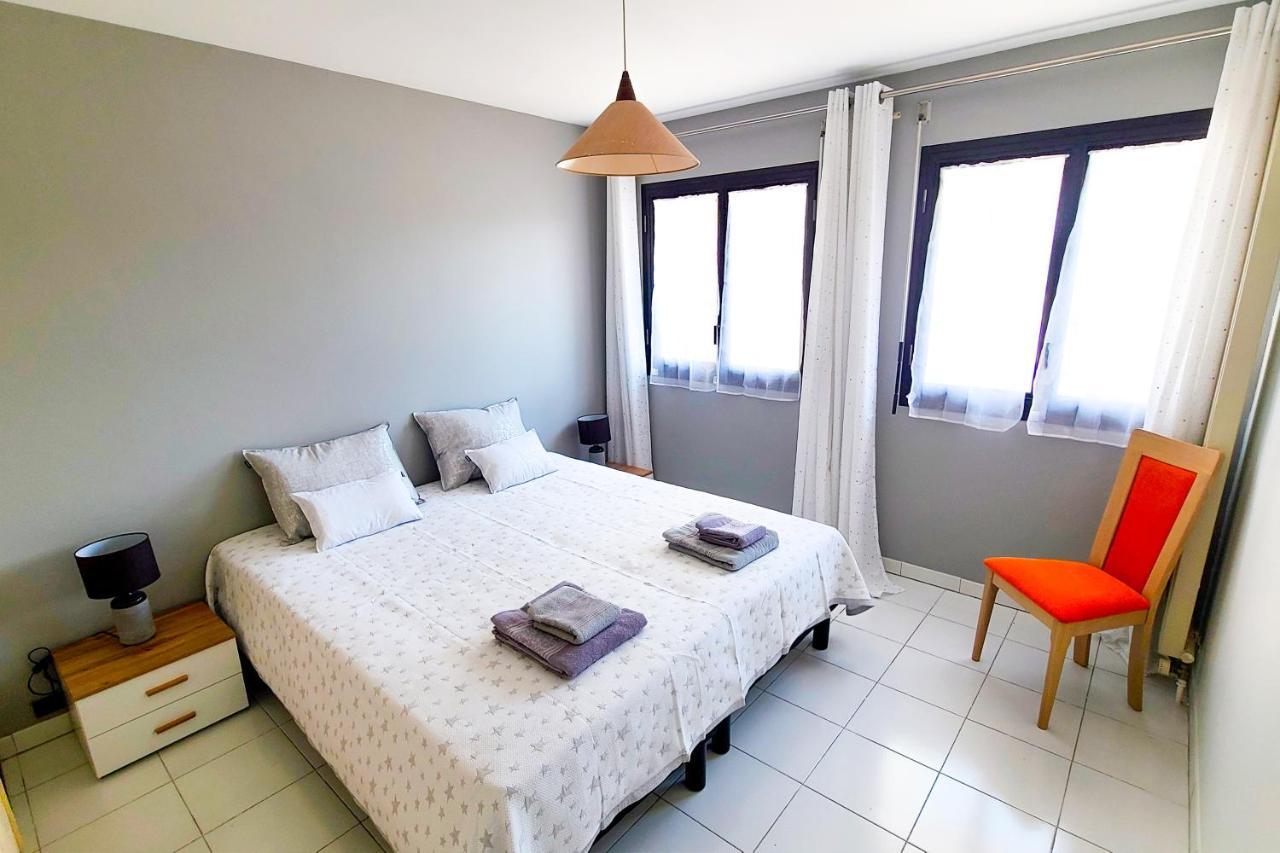 Apartamento Regard Sur Les Remparts - Terrasse & Parking Aviñón Exterior foto