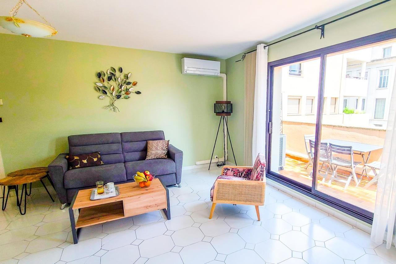 Apartamento Regard Sur Les Remparts - Terrasse & Parking Aviñón Exterior foto